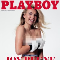 Sesuai dengan imej majalah tersebut, Joy Beune tampil seksi. Ia terlihat tidak menggunakan apapun selain sarung tangan.  Foto: Instagram Joy Beune