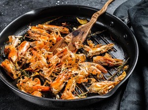 Jangan Dibuang! Kulit Udang Bisa Jadi Camilan Lezat