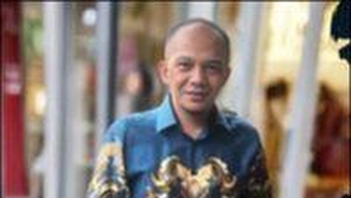 Membongkar Mitos Reformasi Jakarta