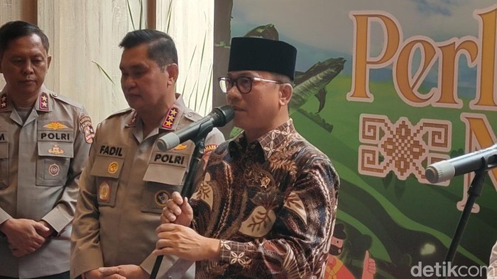 Menteri Desa dan Pembangunan Daerah Tertinggal Yandri Susanto