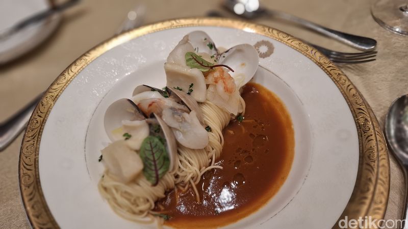 Gelar Acara Spesial Bersama Chef dari 3 Negara di The Trans Luxury Hotel