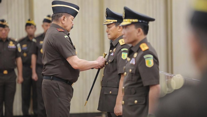 Pelantikan dua pejabat baru Kejagung oleh Jaksa Agung (dok. Kejagung)
