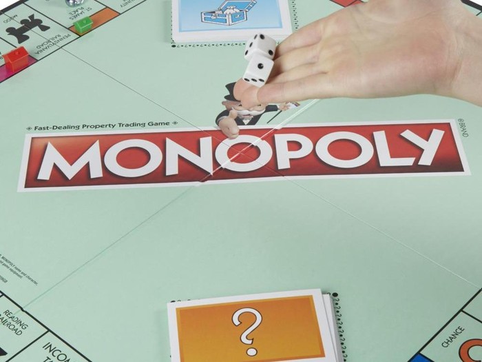 Permainan papan Monopoly yang diluncurkan oleh Hasbro.