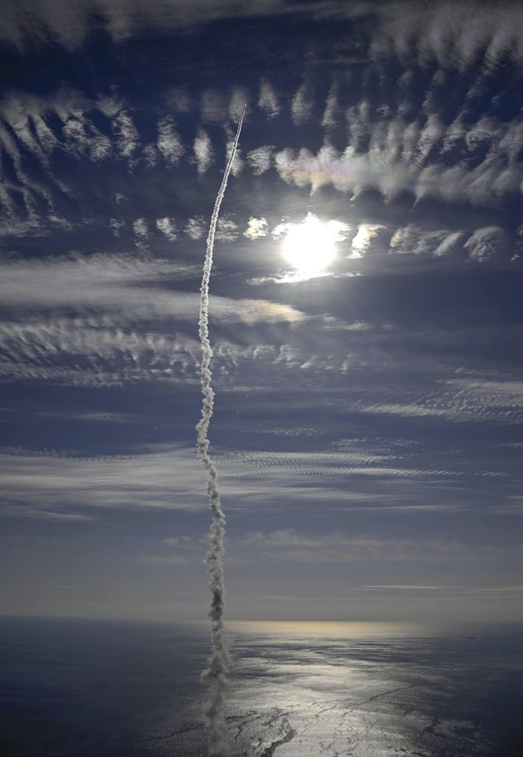 Roket Jepang Space One Gagal Luncurkan Satelit ke Orbit The Kairos No. 2 rocket, a Japanese commercial rocket carrying a set of satellites, is launched from Space Port Kii in Kushimoto town, western Japan Wednesday, Dec. 18, 2024. (Kyodo News via AP)