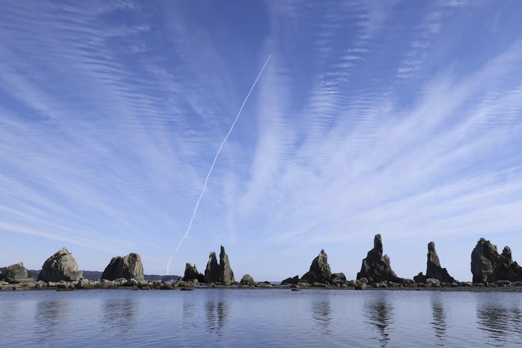Roket Jepang Space One Gagal Luncurkan Satelit ke Orbit The Kairos No. 2 rocket, a Japanese commercial rocket carrying a set of satellites, is launched from Space Port Kii in Kushimoto town, western Japan Wednesday, Dec. 18, 2024. (Kyodo News via AP)