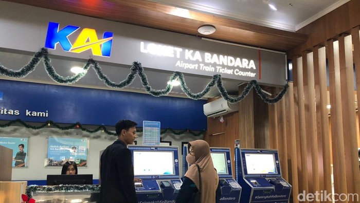 Suasana pintu masuk KA Bandara di Stasiun Tugu Jogja, Rabu (18/12/2024).