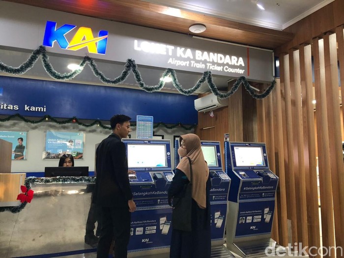 Suasana pintu masuk KA Bandara di Stasiun Tugu Jogja, Rabu (18/12/2024).