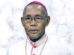 Uskup Emeritus Keuskupan Bogor Michael Angkur Wafat di Labuan Bajo