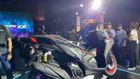 Menyempurnakan sistem pengereman cakram, Yamaha juga membekali fitur rem ABS (Anti-lock Braking System), khususnya di varian Cybercity, Turbo, dan Turbo Ultimate. Foto: Luthfi Anshori/detikOto
