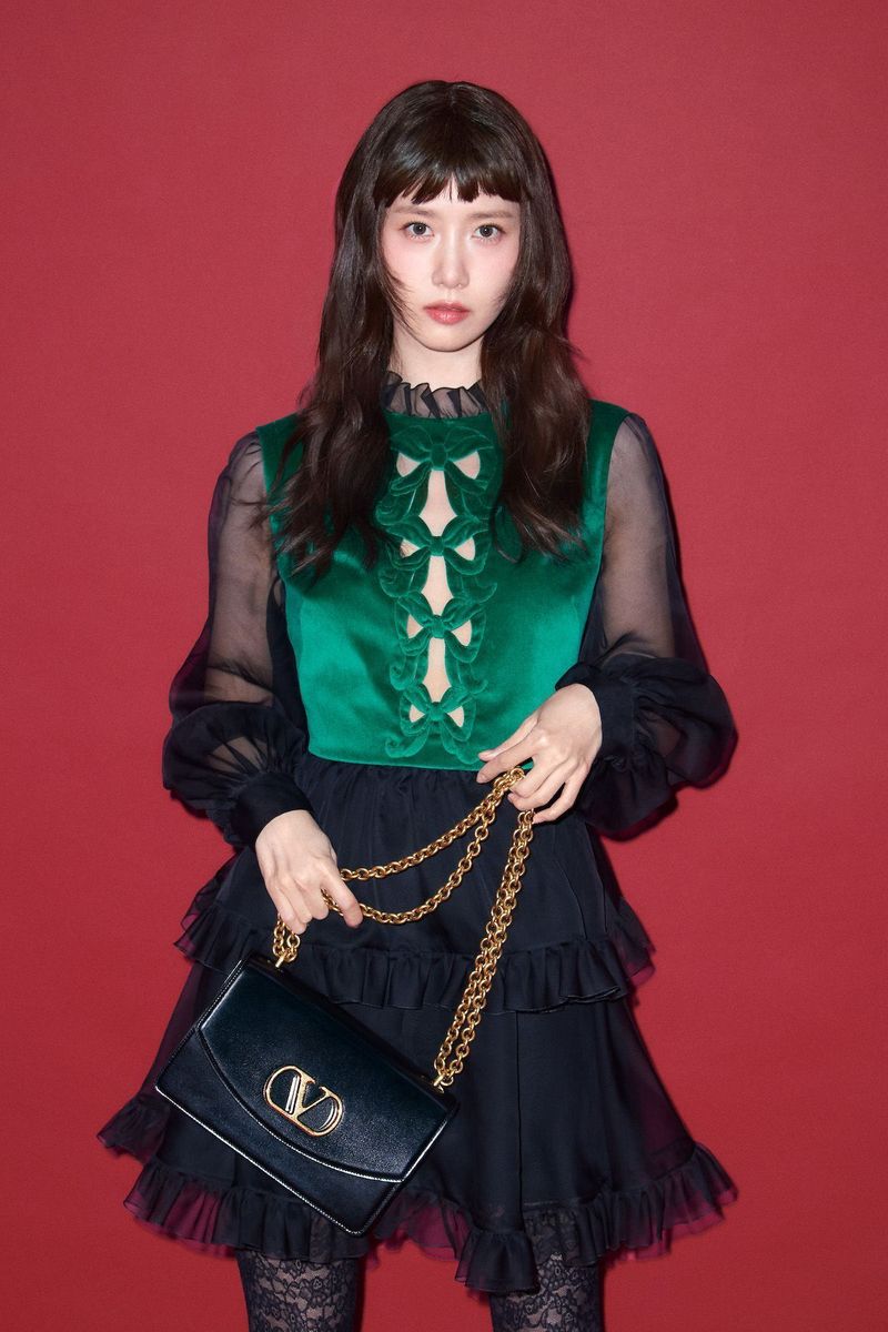 Maison Valentino mengumumkan Yoona sebagai brand ambassador terbarunya