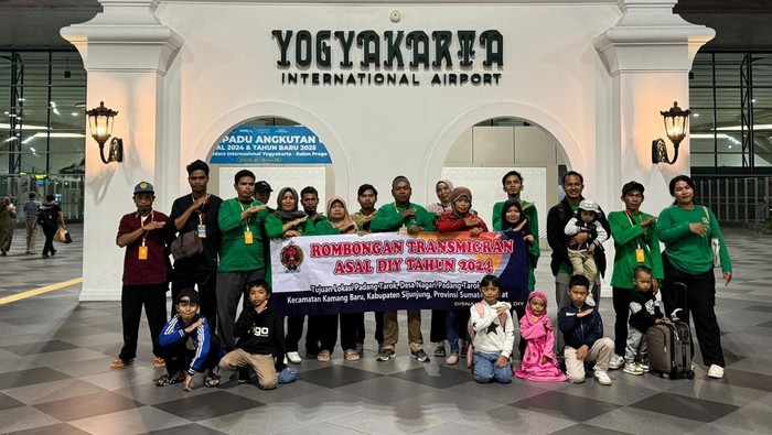 7 KK calon transmigran asal DIY sudah diberangkatkan ke Sinjunjung, Sumbar