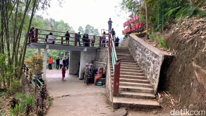 Air Terjun Tumpak Sewu Lumajang.