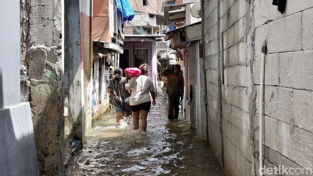 Banjir rob di kawasan Muara Angke. (Taufiq/detikcom)