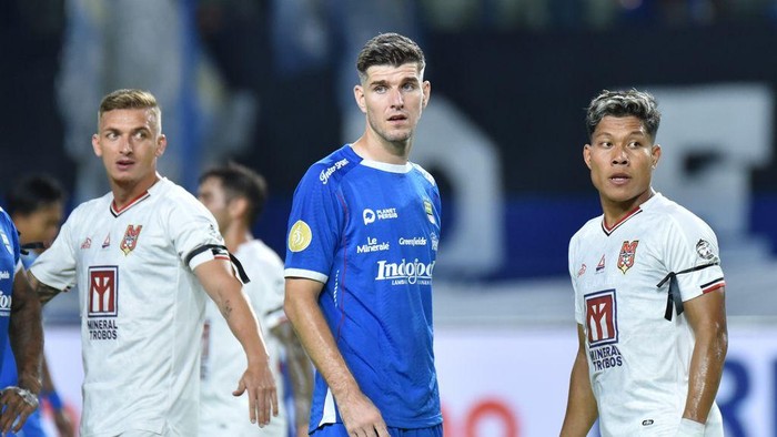 Bek Persib Bandung Nick Kuipers