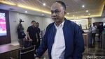 Acungan Jempol-Lambaian Tangan Budi Arie Usai Diperiksa Bareskrim