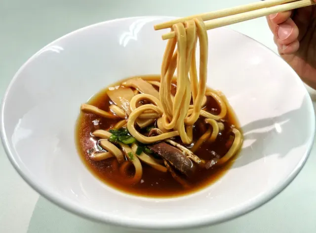 Di Jepang Kini Bisa Makan Ramen Hangat dari Vending Machine