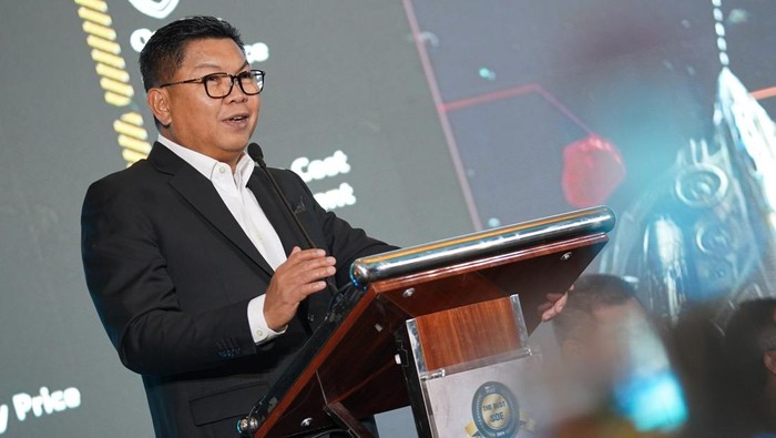 Direktur Utama Bank Mandiri Darmawan Junaidi