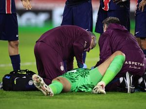 Wajah Donnarumma Rusak Gegara Lawan, kok Gak Ada Kartu Merah?