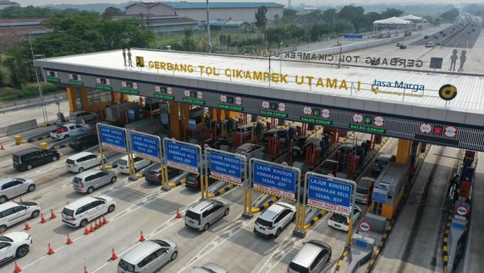 Gerbang Tol Cikampek Utama 1