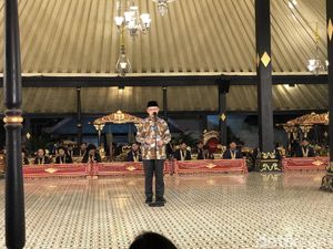 Ketum PP Muhammadiyah Haedar Nashir Terima Anugerah Hamengku Buwono IX