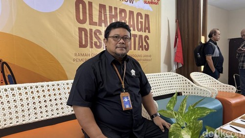 Norman Yulian, Ketua PPDI, dalam acara di Badung, Bali, Kamis (19/12/2024). (Adhistaya/detikBali)