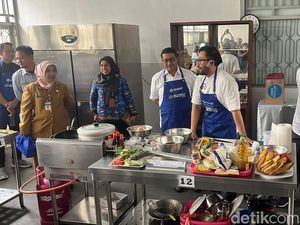 Menekraf Cek Pelatihan Juru Masak Program Makan Bergizi Gratis di Solo