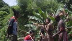 Menjaga Hutan Sumber Kehidupan Suku Moi