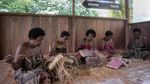 Menjaga Hutan Sumber Kehidupan Suku Moi