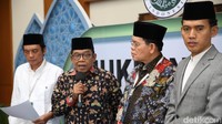 MUI merekomendasikan agar pemerintah melakukan sosialisasi terkait kemampuan komunikasi secara digital bagi masyarakat.  