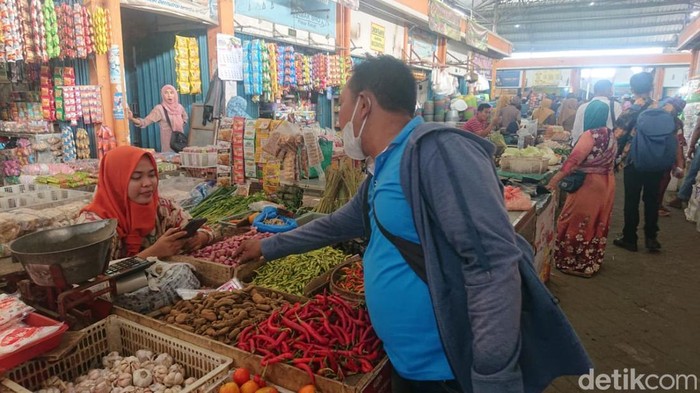 Pasokan dan Harga Bahan Pokok di Lamongan Aman Jelang Nataru