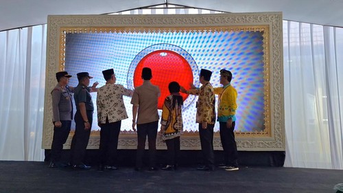 Peresmian perpustakaan daerah di Kota Mataram, Nusa Tenggara Barat, Kamis (19/12/2024). Biaya pembangunan perpustakaan itu mencapai Rp 11 miliar.