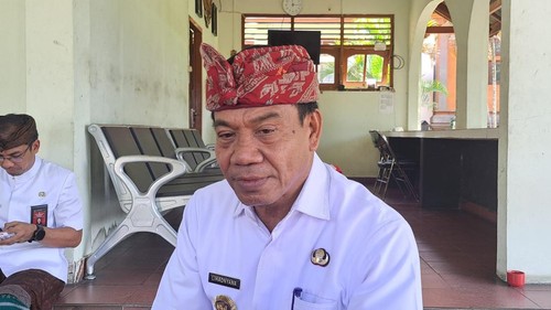 Pj Bupati Buleleng, Ketut Lihadnyana, saat ditemui di rumah jabatannya, Kamis (19/12/2024). (Wijaya Kusuma/detikBali)