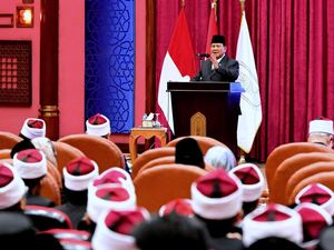 Prabowo Heran Kalangan Pintar Tak Setuju Makan Bergizi Gratis
