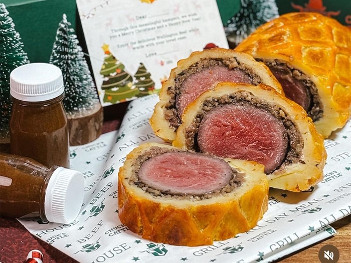 Selain Cake, Ada Hampers Beef Wellington hingga Pempek Buat Natal