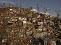 Siklon Chido Hancurkan Wilayah Termiskin Prancis