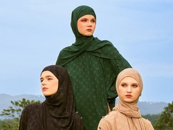 6 Model Hijab yang Tren di 2024, Motif Palestina Hingga Pashmina Meleyot