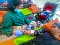Antusias Warga Ikut Donor Darah