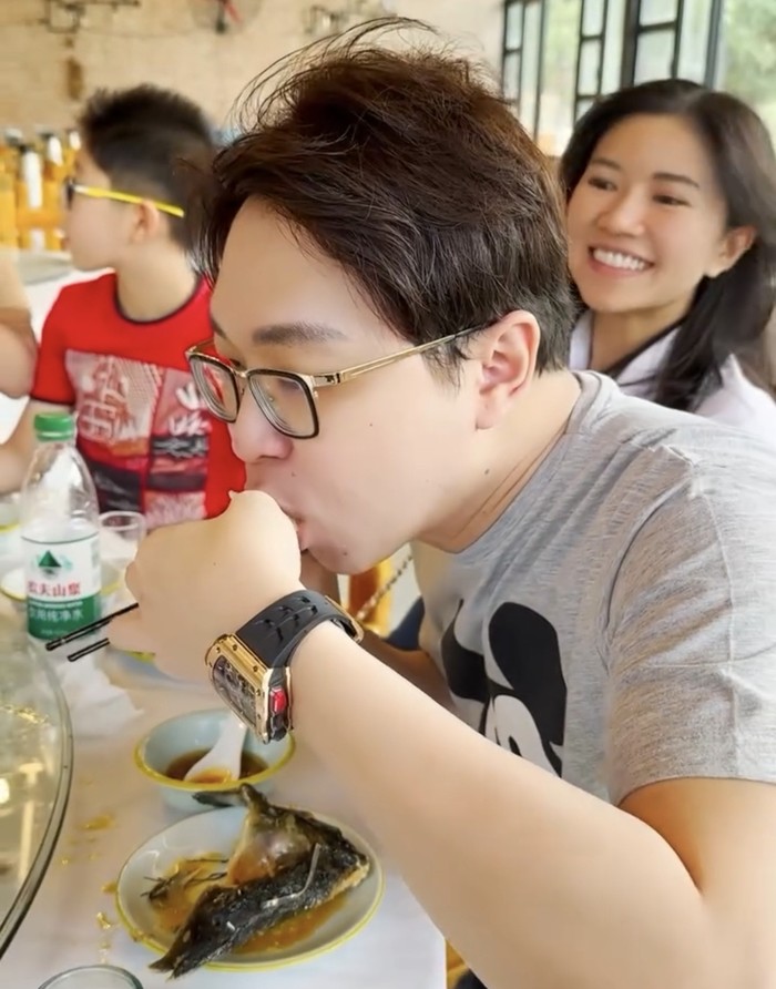 dr. Richard Lee dr. Richard Lee
