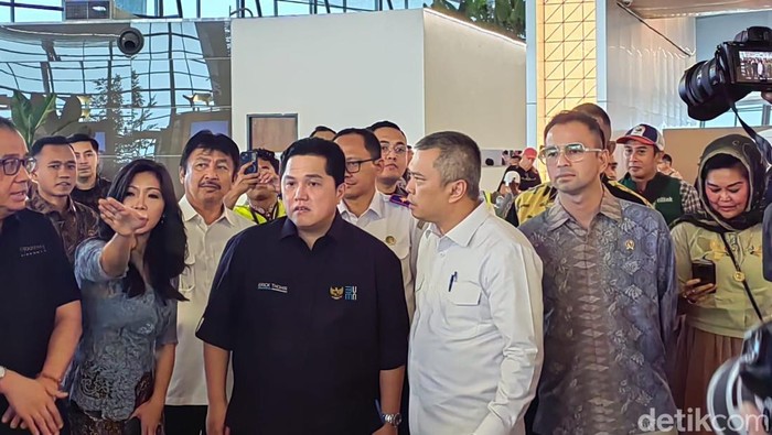 Erick hingga Raffi Ahmad Cek Bandara Soetta, Pastikan Harga Tiket Pesawat Turun