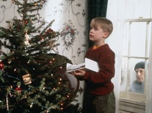 Kocak! Anak Macaulay Culkin Gak Tahu Ayahnya Kevin Home Alone
