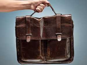Menggunakan Barang Berbahan Kulit Hewan, Bagaimana Hukumnya dalam Islam?