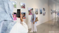 Intip Pameran Foto Sambut Hari Ibu Intip Pameran Foto Sambut Hari Ibu