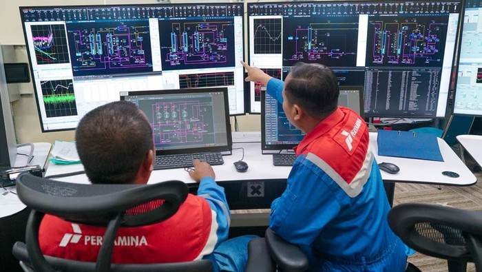 Jaga Pasokan BBM, Kilang Pertamina Genjot Produksi Selama Nataru.