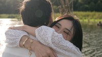 postingan itu langsung mendapatkan banyak doa terbaik dari netizen dan sahabatnya keduanya. Foto: instagram Jessica Jane