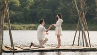 Selebgram Jessica Jane dilamar kekasih hatinya, Erwin Phang pada 19 Desember 2024. Foto: instagram Jessica Jane