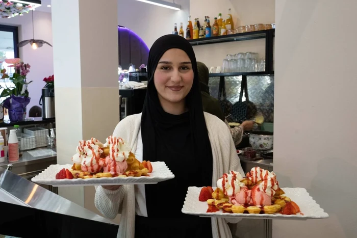 kafe khusus wanita