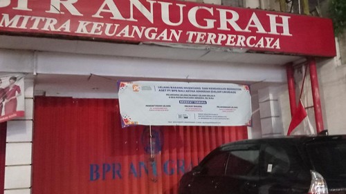 Kantor PT Bank Perkreditan Rakyat (BPR) Bali Artha Anugrah di Jalan Diponegoro nomor 167, Denpasar, sudah ditutup, Jumat (20/12/2024). (Aryo Mahendro/detikBali)