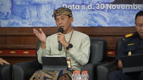 Kepala Kanwil DJP Bali Darmawan saat berada di Kanwil Direktorat Jenderal Perbendaharaan Negara Bali, Kamis (19/12/2024). (Kanwil DJP Bali)