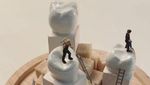 Kreatif! 10 Potret Miniatur Ini Menggunakan Latar Makanan