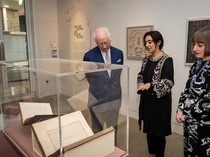 Momen Raja Charles Kunjungi Pameran Dunia Islam di London